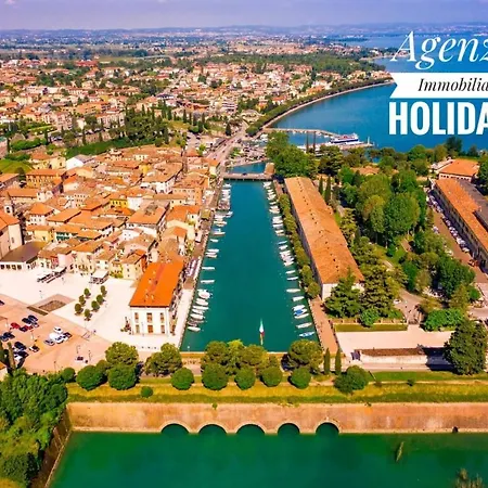Holiday home Dei Fiori Peschiera del Garda